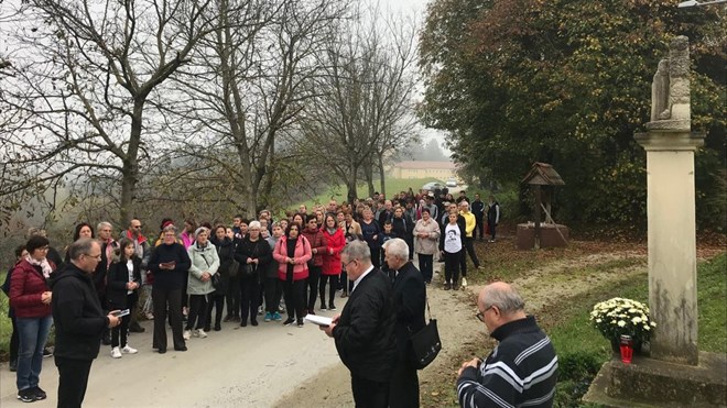 Biskup Radoš predvodio listopadski Marijin put u Klenovniku
